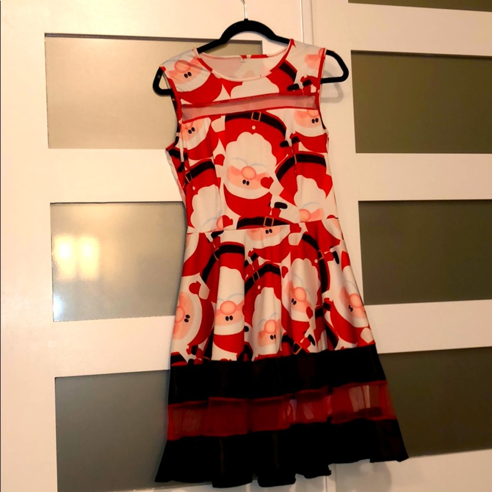 Santa dress medium, worn 1x, A-line w/ mesh trim